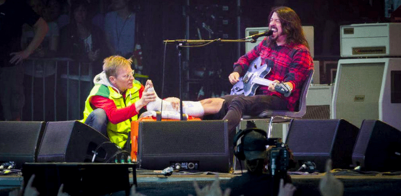 What Dave Grohl’s Broken Leg Teaches Us About Personal Branding